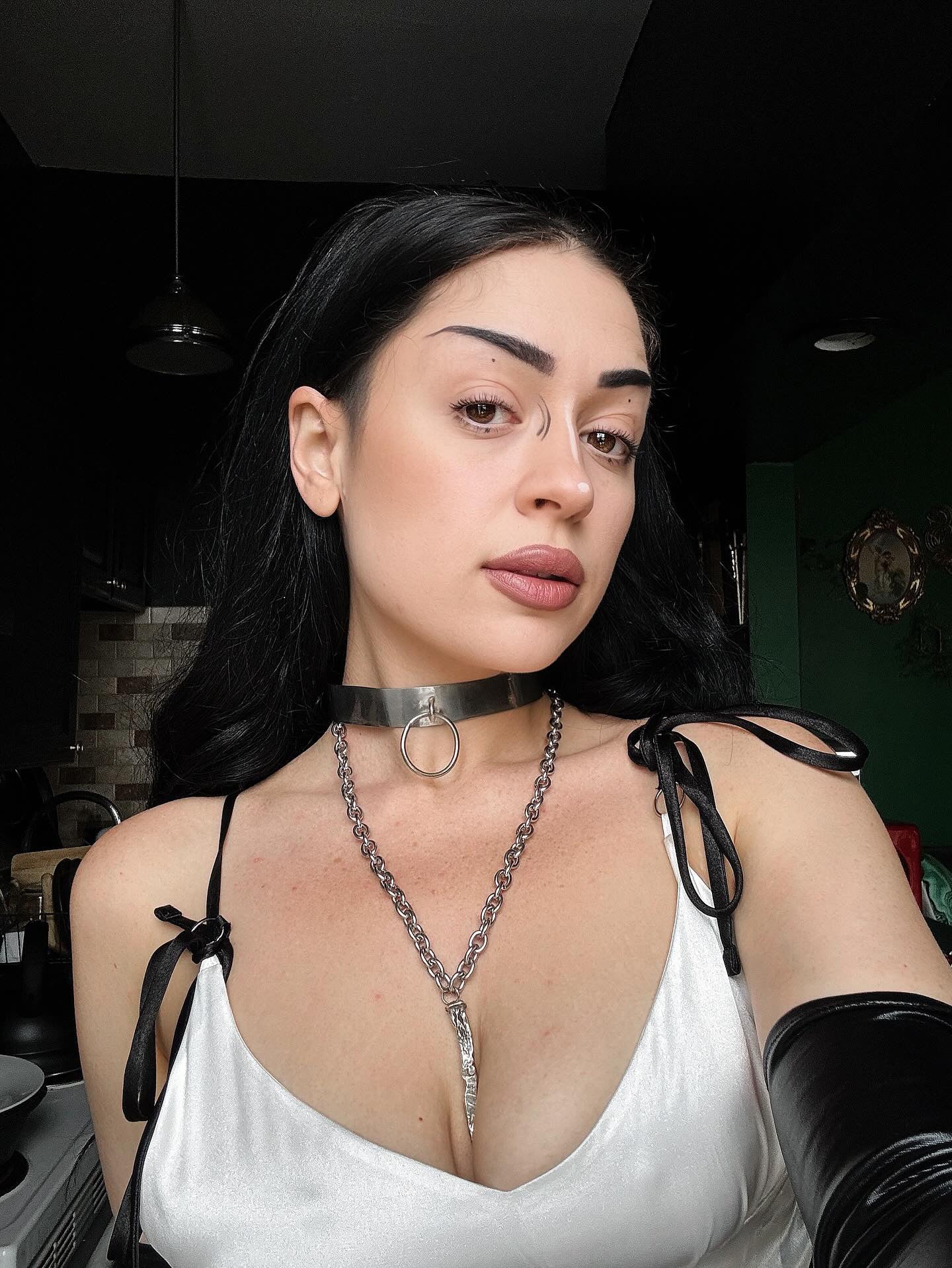 Bound Choker