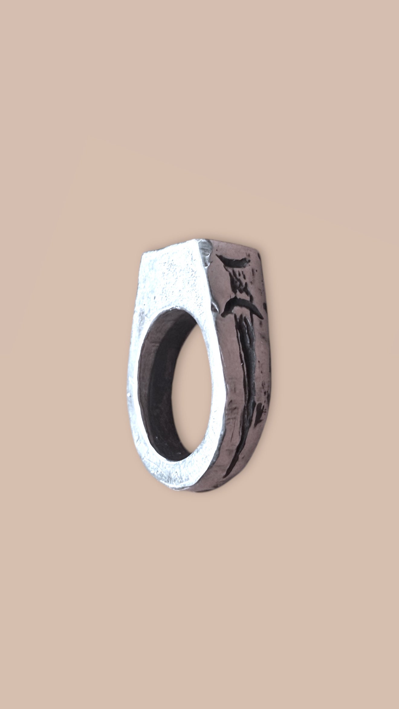 The Blade Signet