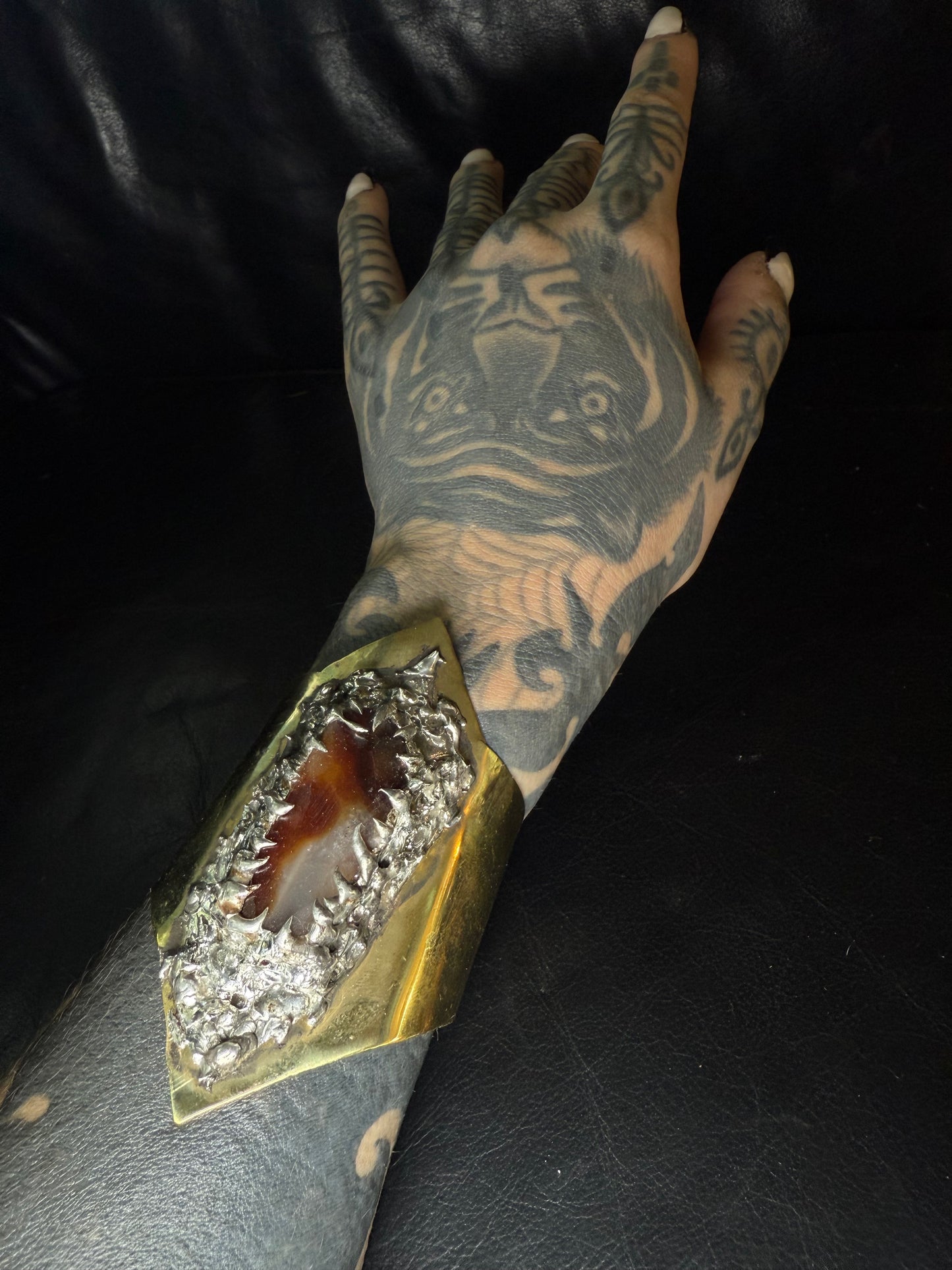 Crest of Silence Cuff