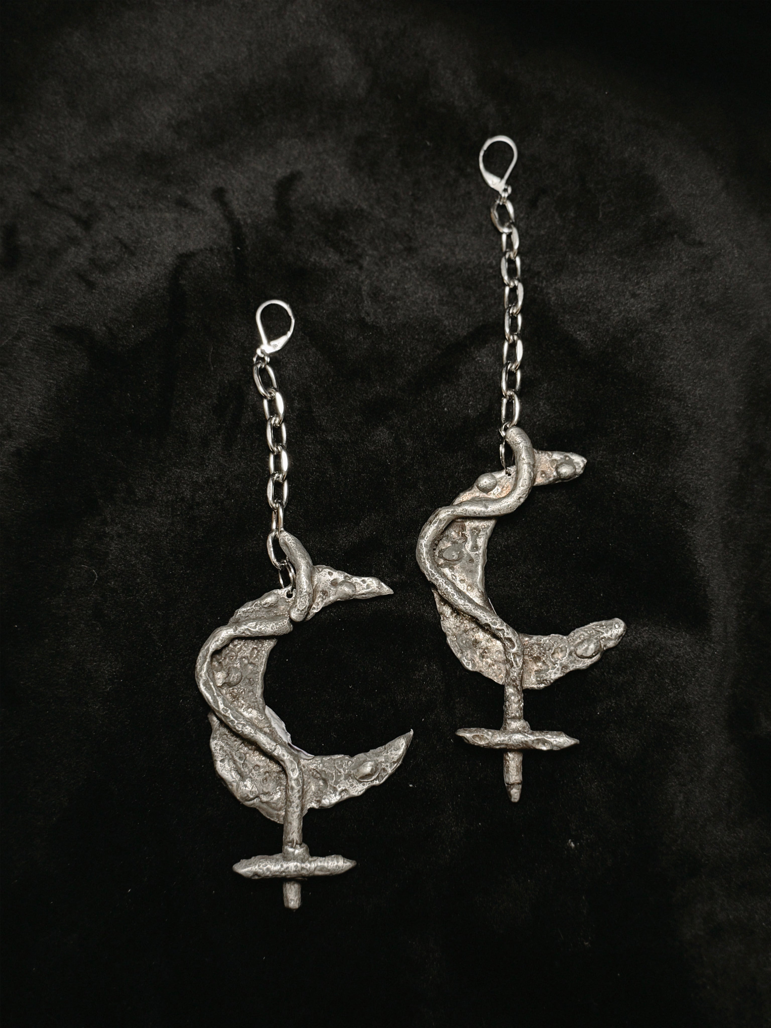 Lilith Serpent Chain Set Earrings