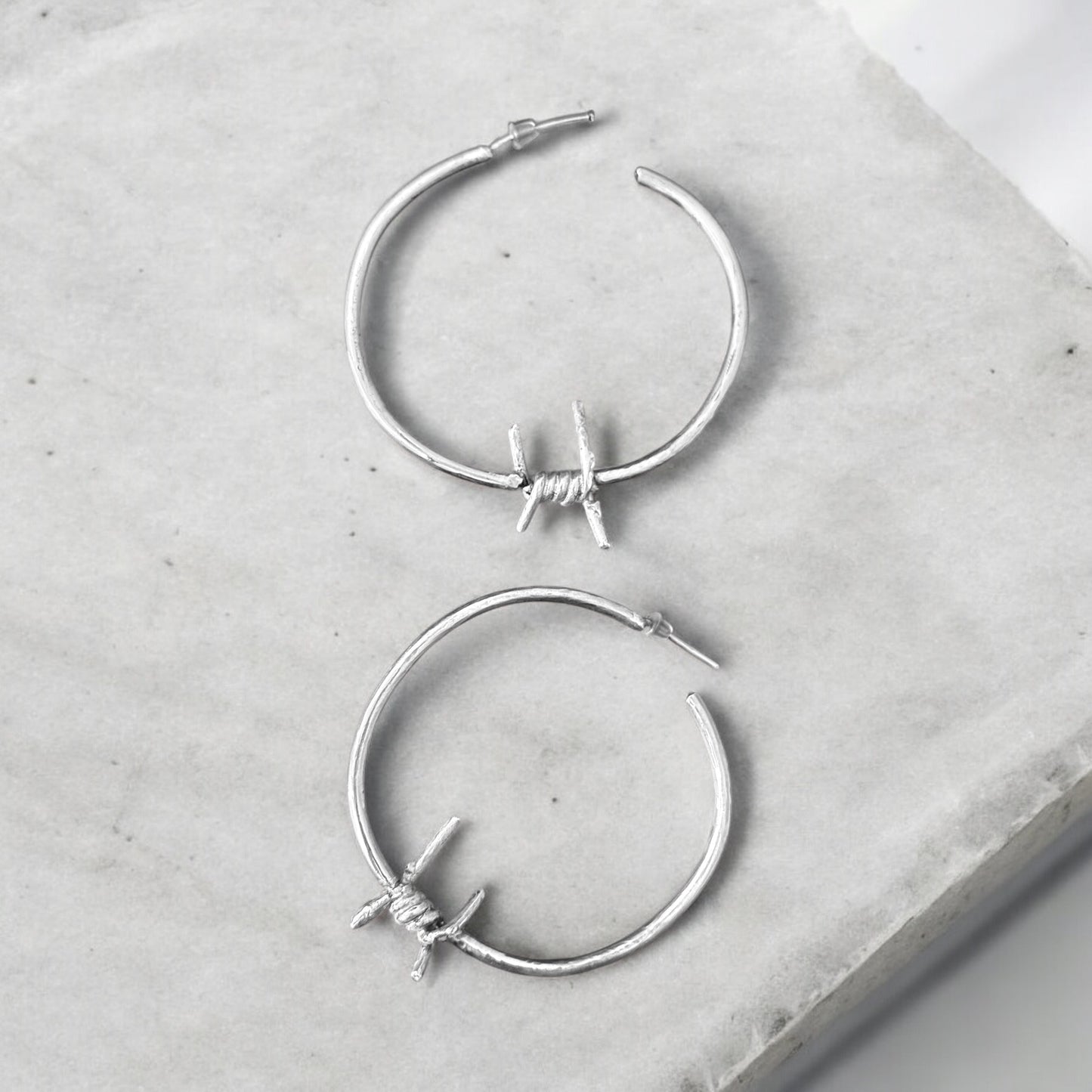 Barbed Wire Hoop Set