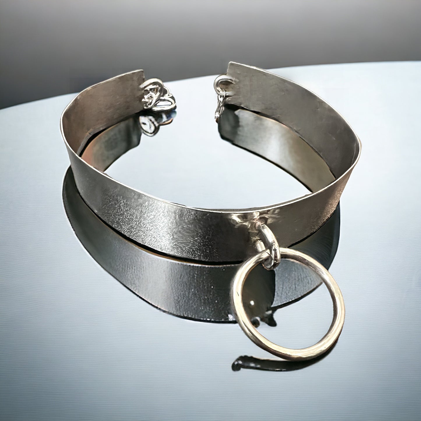 Bound Choker