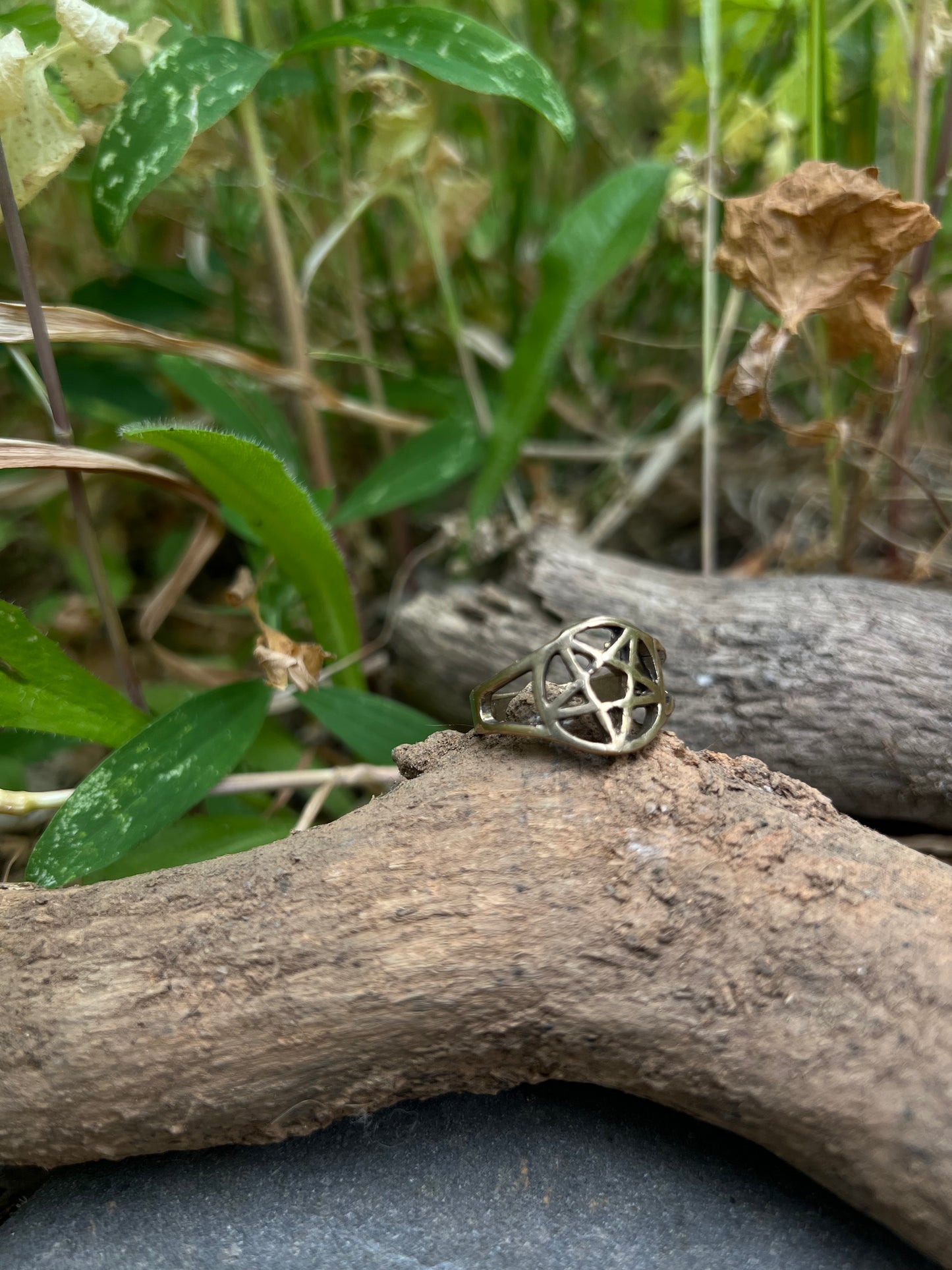 Pentagram Ring in Bronze