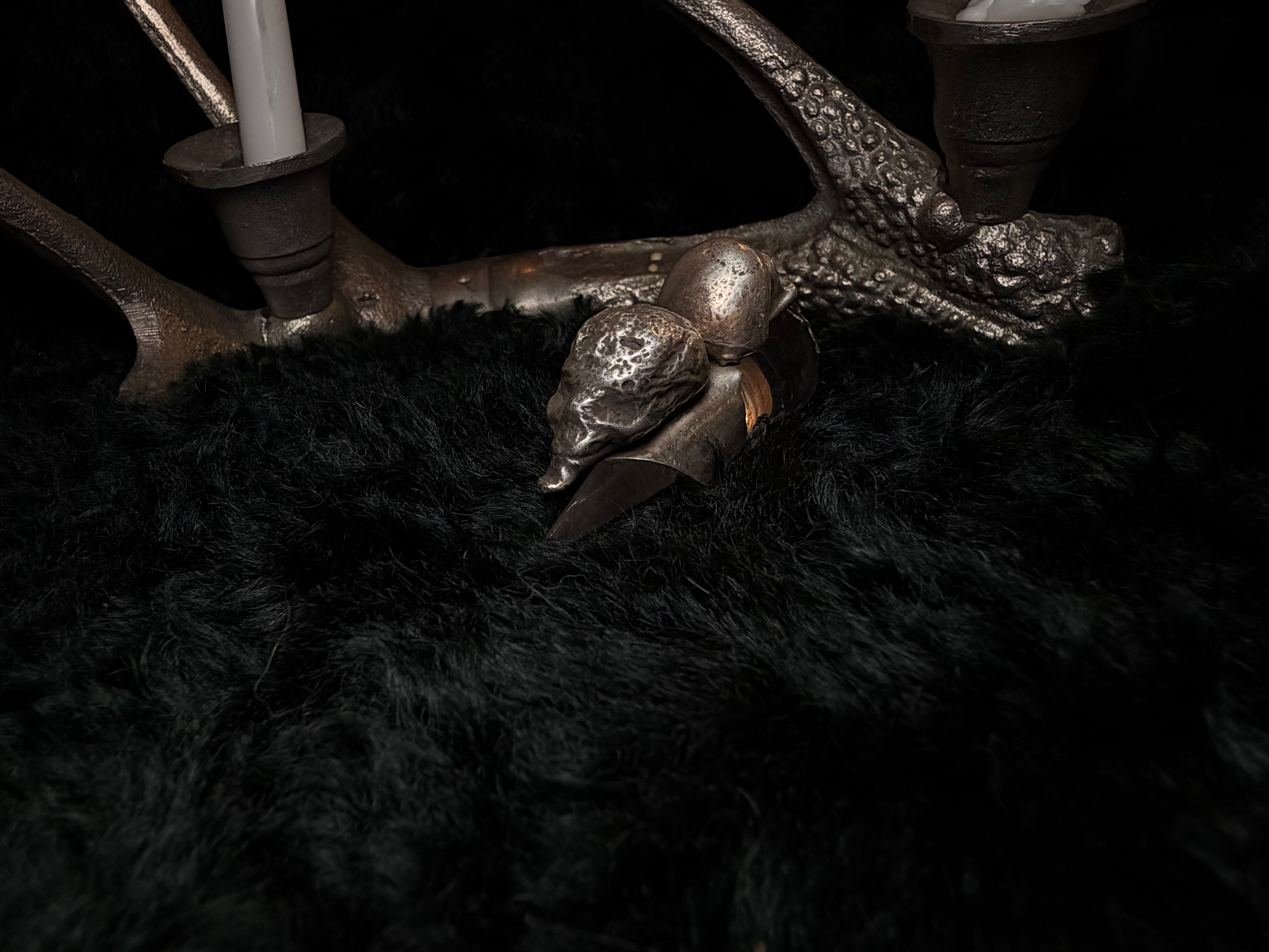 Death's Embrace — Double Skull Ring