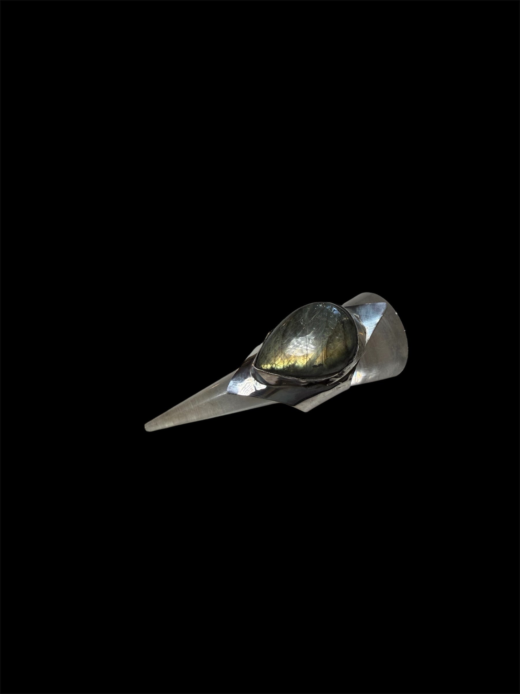 Labradorite Shield Ring — Sterling Silver