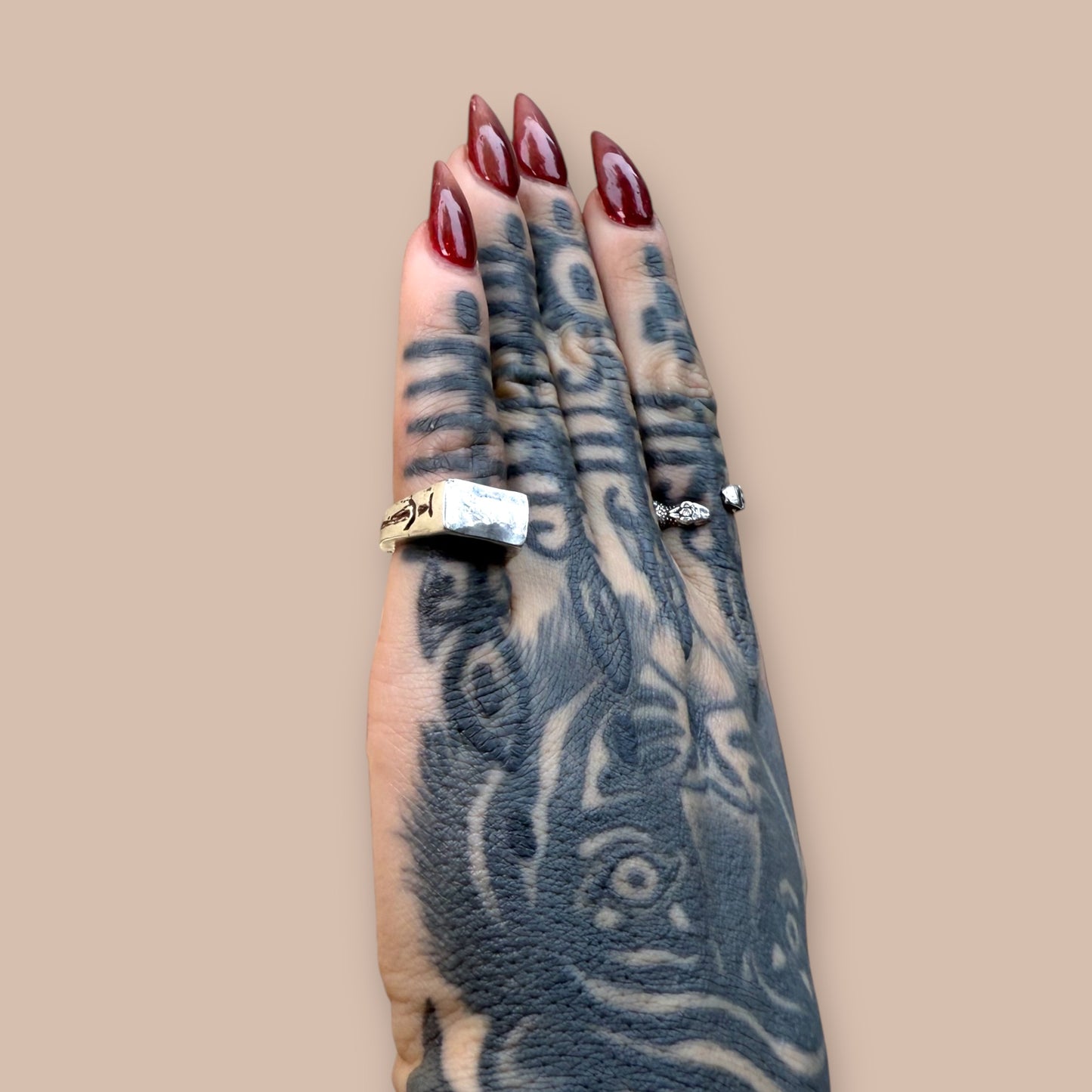 The Blade Signet