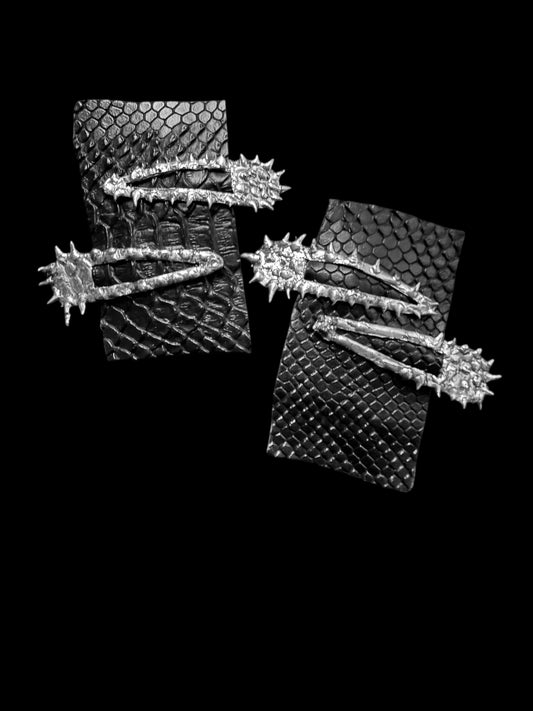 Spiked Relic Hair clips