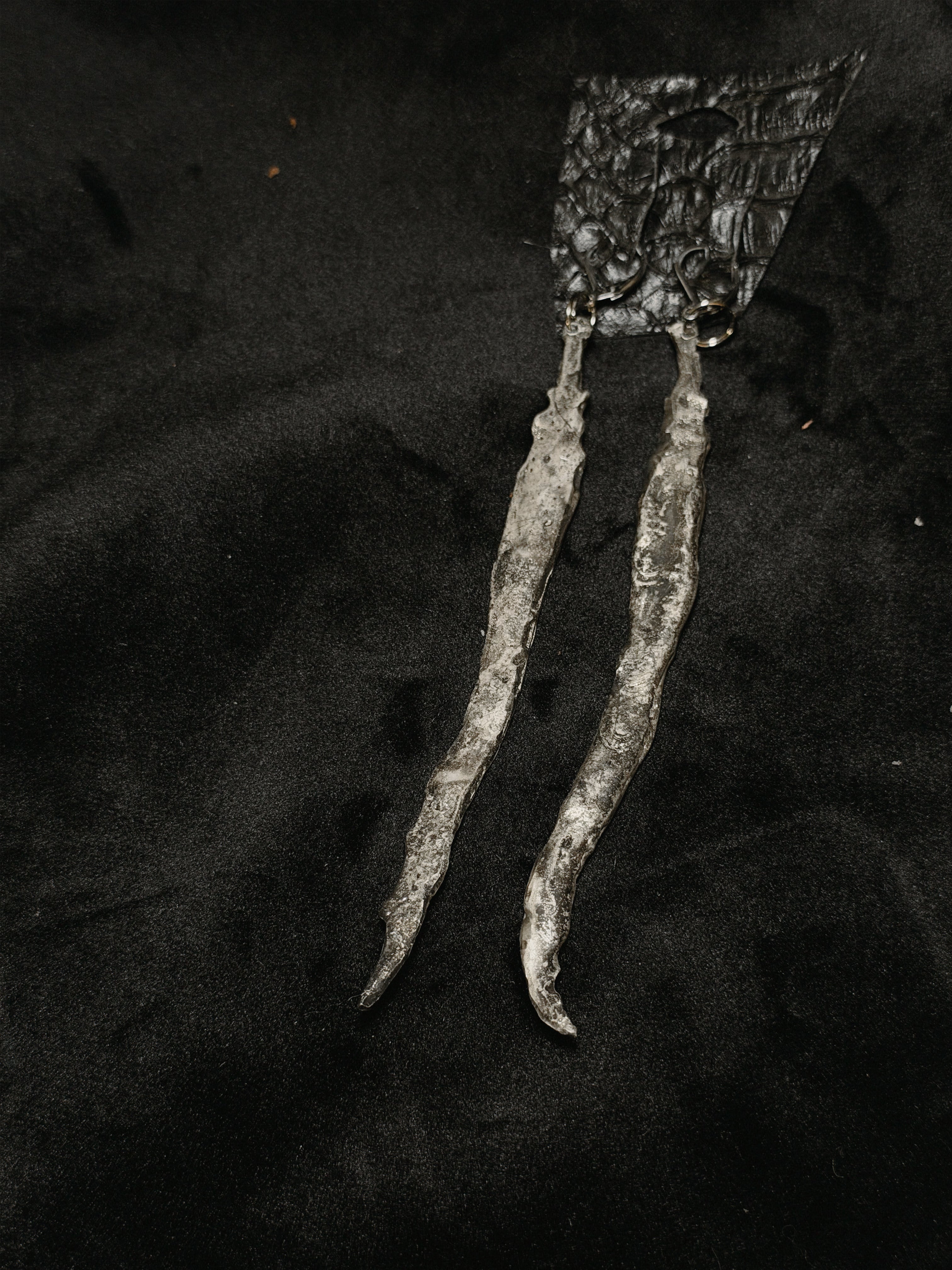 Veilfang Dagger Earrings