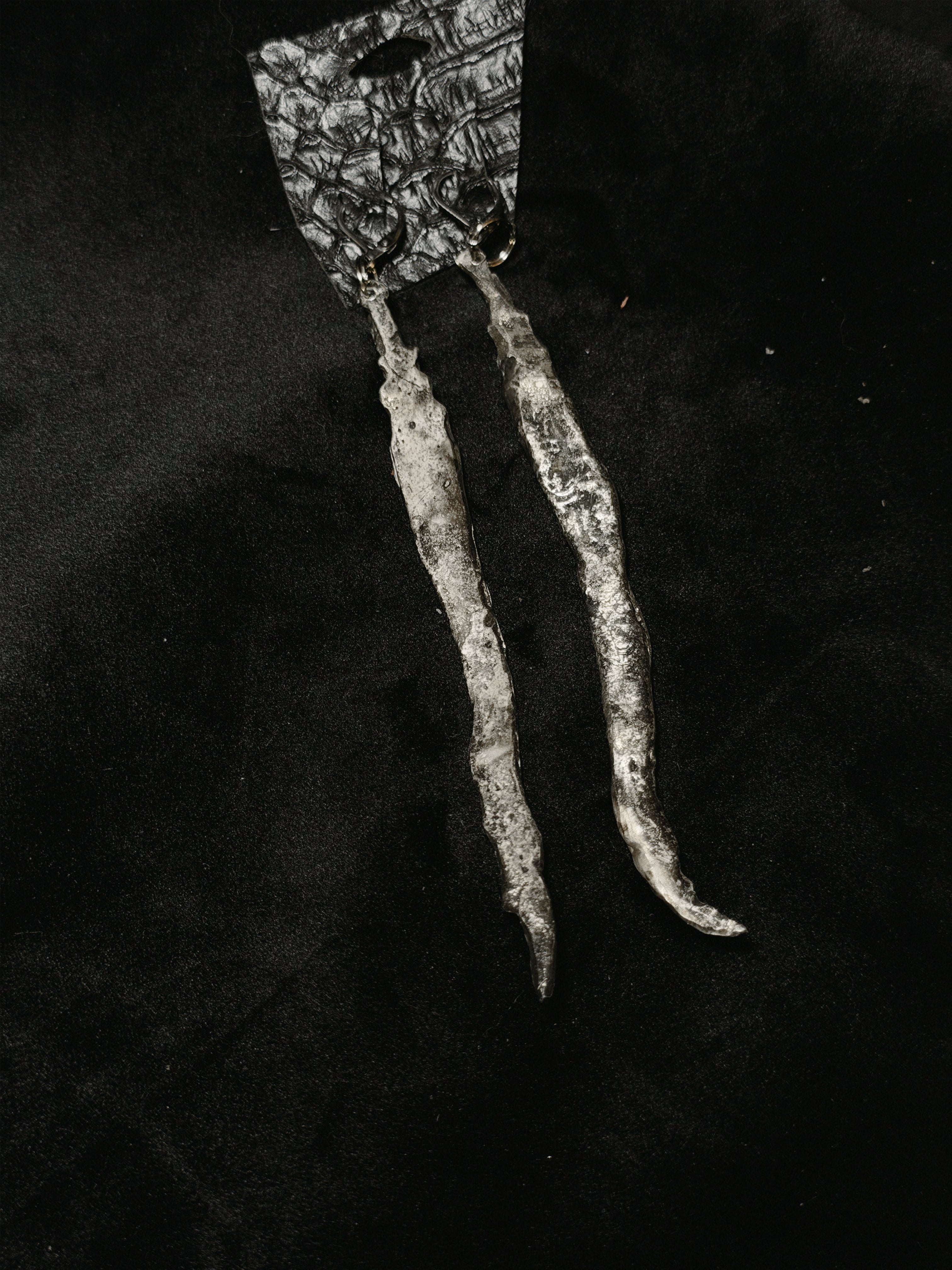 Veilfang Dagger Earrings
