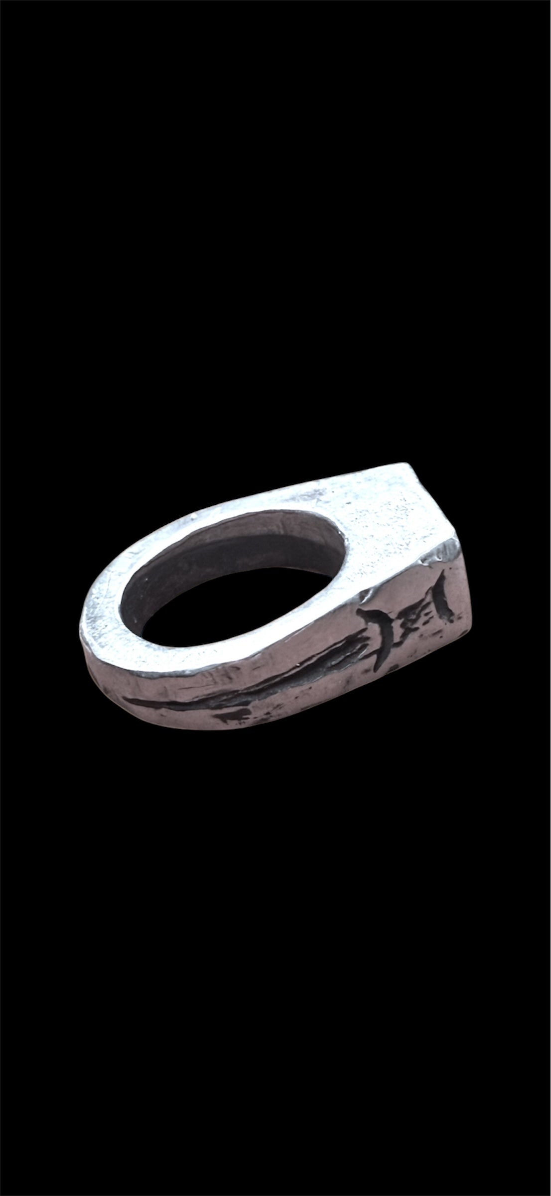 The Blade Signet