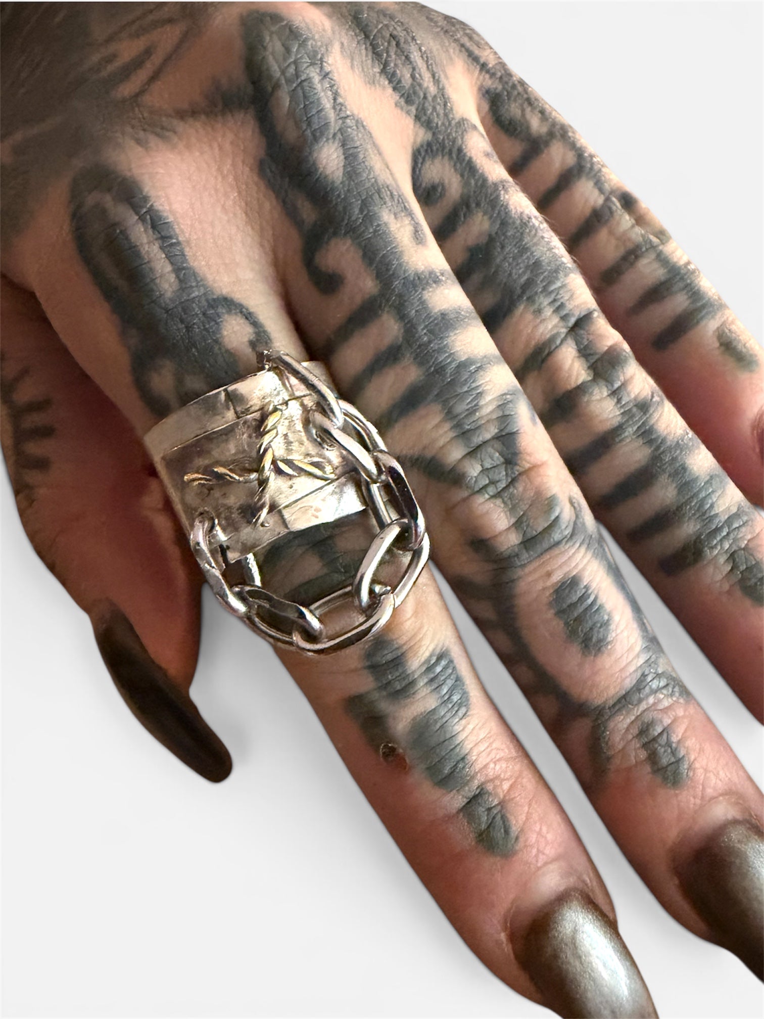 Chain Sigil Ring